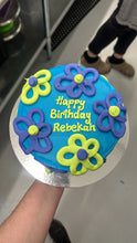 Load image into Gallery viewer, Retro Flower Cake
