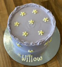Load image into Gallery viewer, Mini Daisy Cabinet Cake