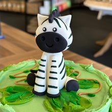 Load image into Gallery viewer, Jungle Safari Cake