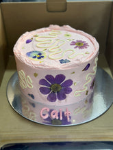 Load image into Gallery viewer, Squiggle Flower Cabinet Cake