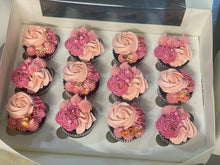 Load image into Gallery viewer, Vintage Themed Cupcakes