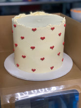 Load image into Gallery viewer, Heart Cake