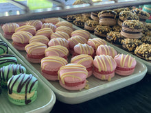 Load image into Gallery viewer, Mini Macaron 12 pack - Flavoured
