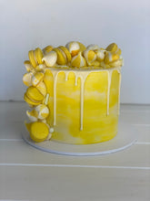 Load image into Gallery viewer, GLUTEN FREE Waterfall Drip Cake