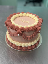 Load image into Gallery viewer, Lambeth Cabinet Cake
